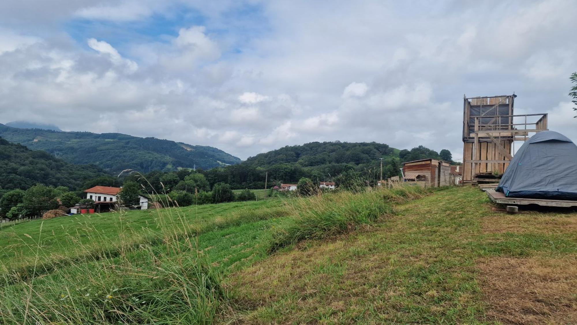 Les 3 Couronnes De Biriatou Hotell Exteriör bild